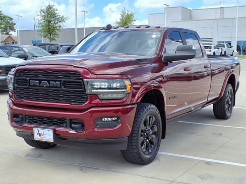 Used 2022 RAM 3500 Limited AWD/4WD image 3
