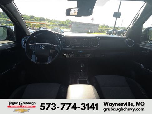 Used 2021 Toyota Tacoma TRD Sport w/ Technology Package AWD/4WD image 30