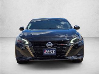Used 2023 Nissan Altima 2.5 SR FWD video 2