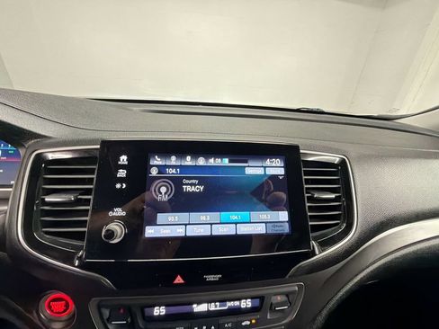 Used 2019 Honda Pilot EX image 13