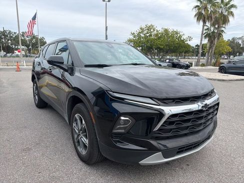 Used 2023 Chevrolet Blazer LT image 1