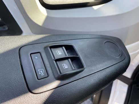 Used 2022 Dodge Charger R/T w/ Plus Group RWD image 16