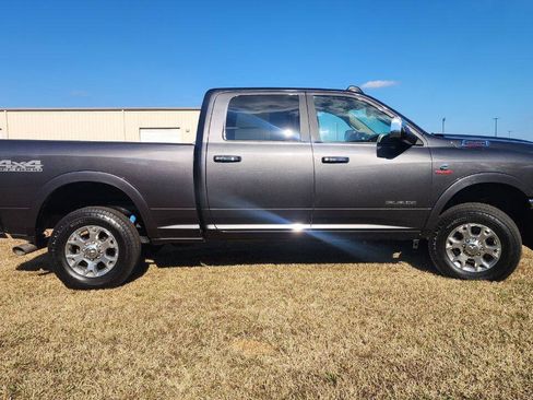 Used 2021 RAM 2500 Laramie AWD/4WD image 5
