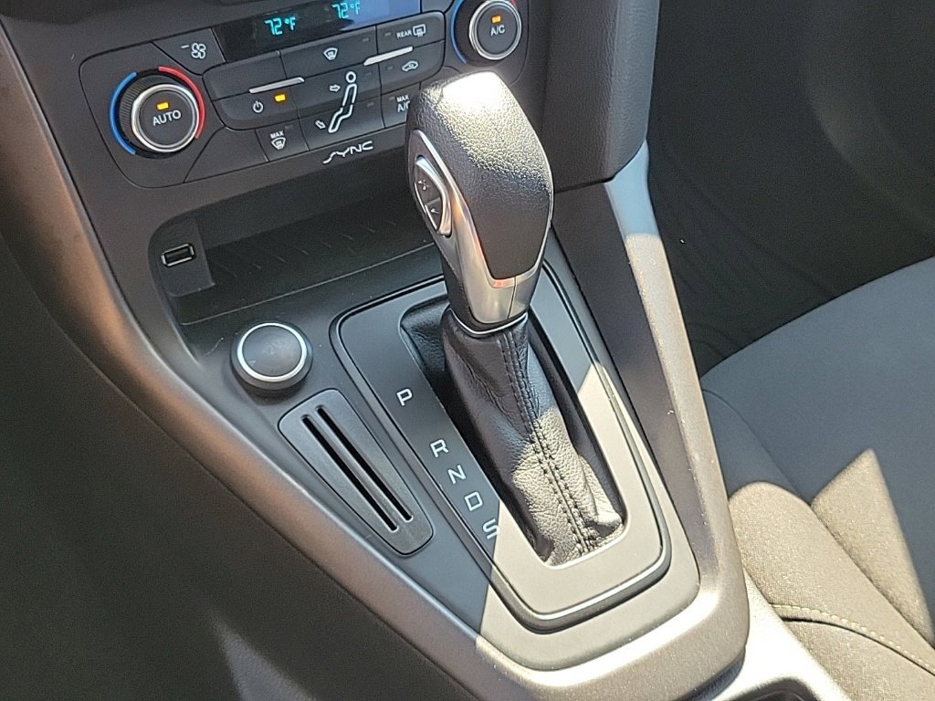 Used 2017 Ford Focus SEL w/ Interior Protection Package FWD image 28