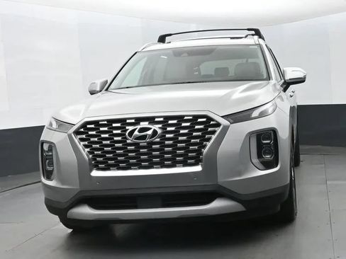 Used 2022 Hyundai Palisade SEL w/ 8P Bench Seat Package FWD image 1