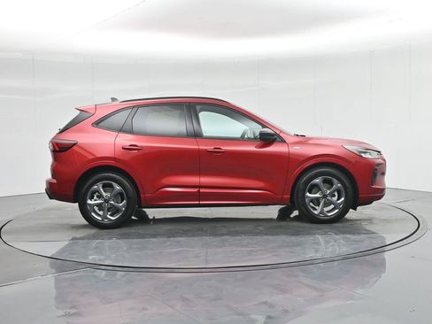 Certified 2024 Ford Escape ST-Line w/ Tech Pack #1 image 31