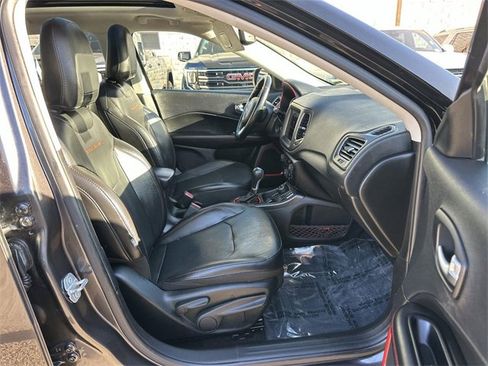 Used 2019 Jeep Compass Trailhawk w/ Leather Interior Group image 27