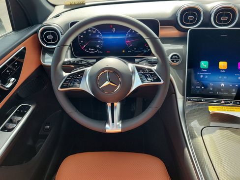 New 2026 Mercedes-Benz GLC 300 image 14