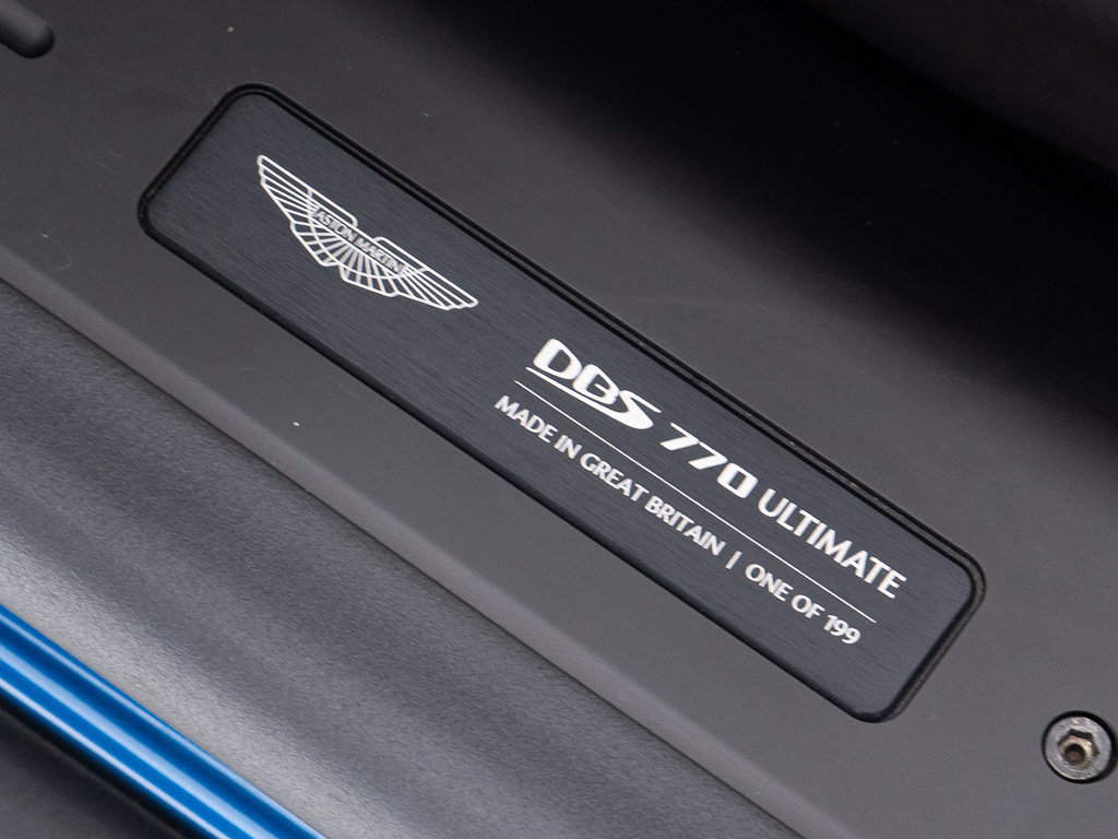 Used 2023 Aston Martin DBS Superleggera Volante RWD image 20