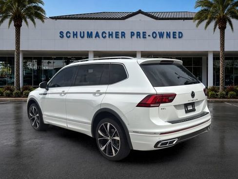 Certified 2024 Volkswagen Tiguan SEL R-Line AWD/4WD image 5
