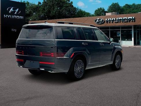 Used 2025 Hyundai Santa Fe Calligraphy image 8