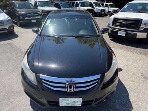Used 2011 Honda Accord EX-L image 9