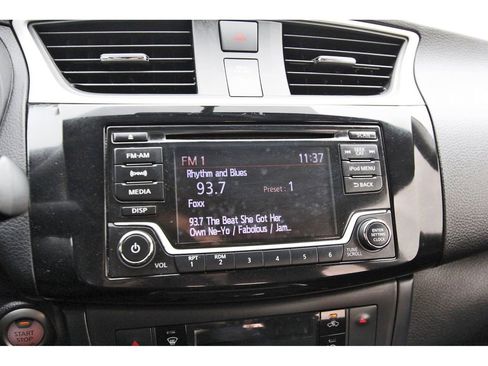 Used 2018 Nissan Sentra SV image 25