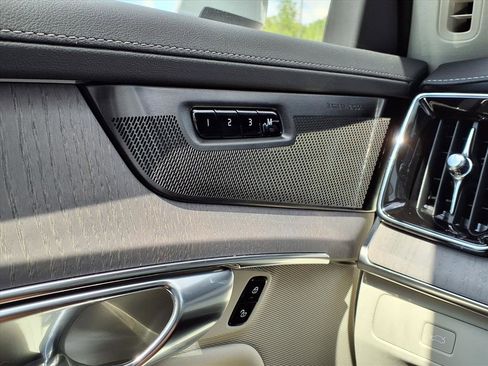 New 2026 Volvo XC90 B6 Ultra AWD/4WD image 18