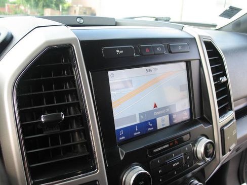 Used 2020 Ford F150 Lariat w/ Equipment Group 502A Luxury AWD/4WD image 31