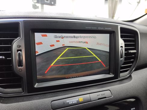 Used 2017 Kia Sportage SX FWD image 4