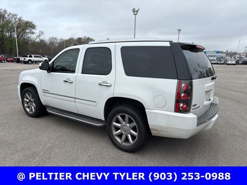 Used 2011 GMC Yukon Denali image 5