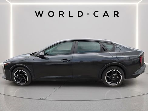 Used 2025 Kia K4 EX image 4