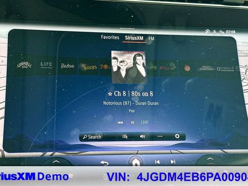 Certified 2023 Mercedes-Benz EQS 580 4MATIC SUV image 36