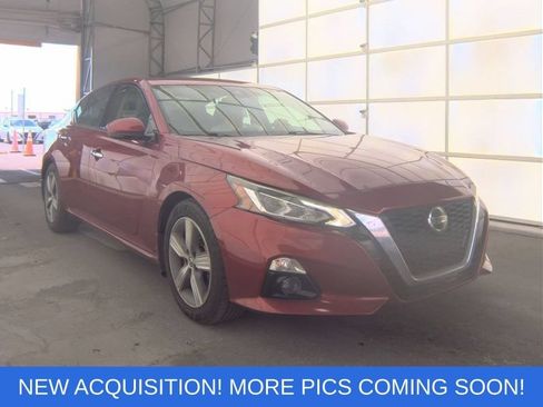 Used 2019 Nissan Altima 2.5 SL FWD image 1
