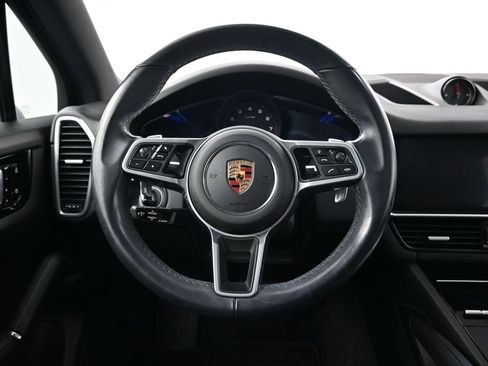 Used 2020 Porsche Cayenne image 13