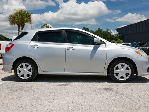 Used 2011 Toyota Matrix w/ Matrix Sport Pkg FWD image 8