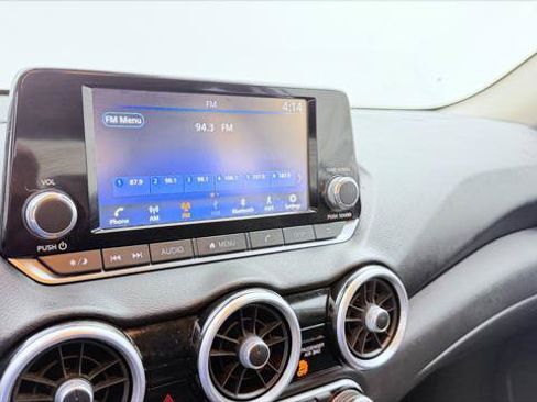 Used 2025 Nissan Sentra S FWD image 29