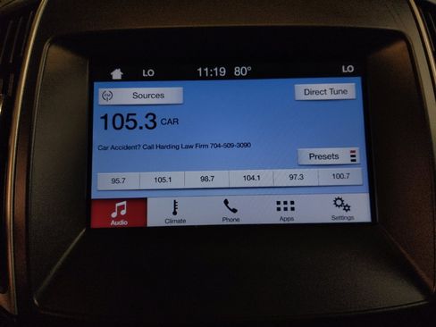 Used 2017 Ford Edge SEL w/ Equipment Group 201A AWD/4WD image 25