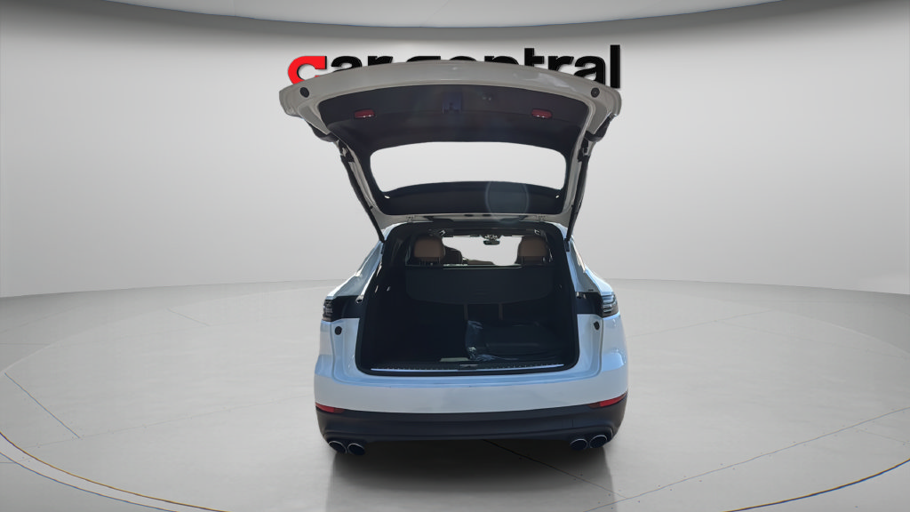 Used 2019 Porsche Cayenne S AWD/4WD image 31