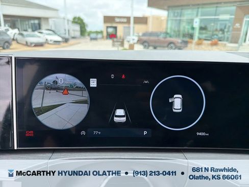Certified 2024 Hyundai Santa Fe Limited FWD image 9