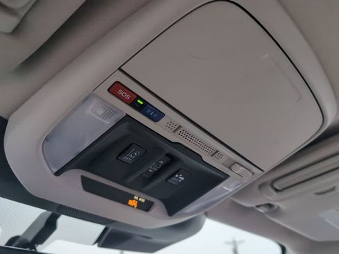 Used 2023 Subaru Forester Premium image 29