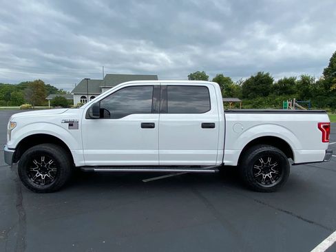 Used 2016 Ford F150 XLT RWD image 3