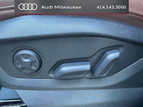 Used 2019 Audi Q7 3.0T Premium w/ Convenience Package AWD/4WD image 12