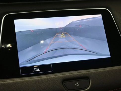 Certified 2023 Cadillac XT4 Sport FWD image 17