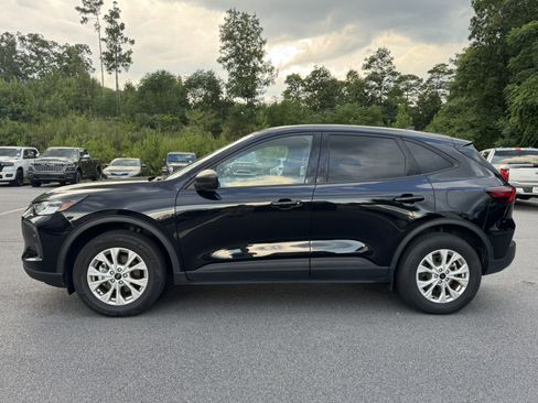 Used 2025 Ford Escape Active AWD/4WD image 8