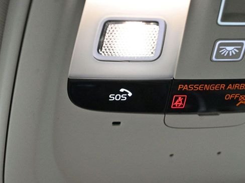 Used 2023 Volvo XC90 B6 Plus w/ Protection Package AWD/4WD image 28