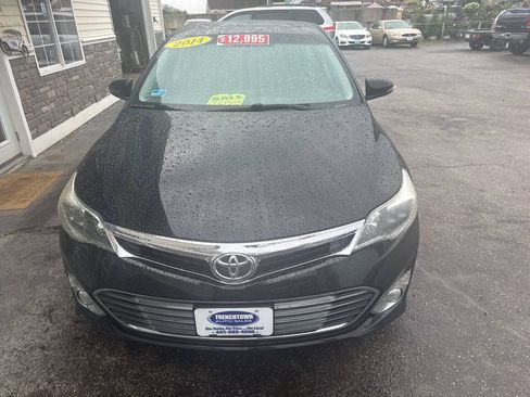 Used 2014 Toyota Avalon Limited FWD image 5