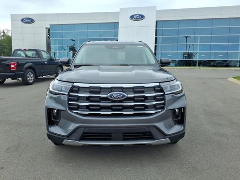New 2026 Ford Explorer Active w/ Active Comfort Package RWD image 8