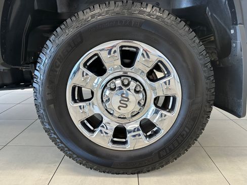 Used 2023 Ford F350 King Ranch w/ Chrome Package AWD/4WD image 8