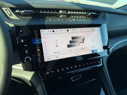 New 2026 Jeep Grand Cherokee Altitude image 36