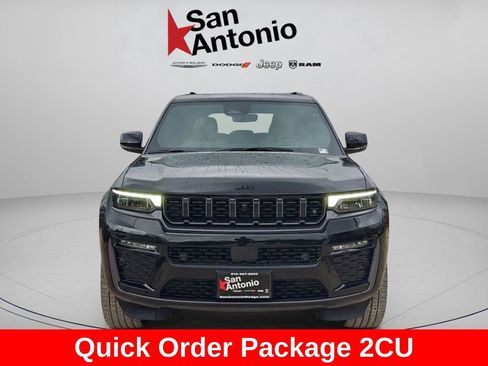 New 2026 Jeep Grand Cherokee Summit w/ Obsidian Package AWD/4WD image 3