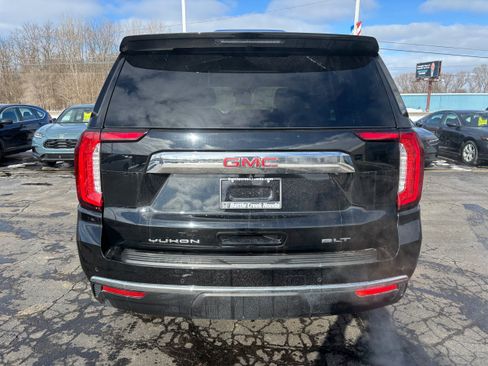 Used 2023 GMC Yukon SLT w/ Max Trailering Package AWD/4WD image 7