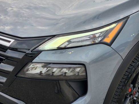 Used 2025 Nissan Rogue SV w/ Rock Creek Premium Package image 7