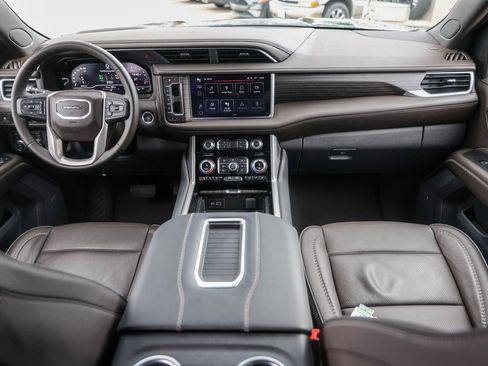 Used 2023 GMC Yukon XL Denali w/ Max Trailering Package image 26