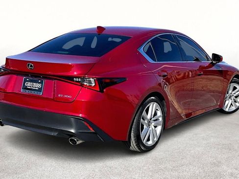 Used 2025 Lexus IS 300 w/ Comfort Package RWD image 2