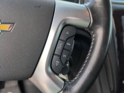 Used 2015 Chevrolet Traverse LT w/ LPO, 'HIT The Road' Package FWD image 25