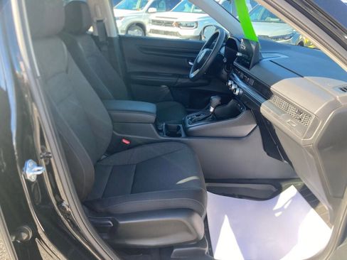 New 2026 Honda CR-V EX image 5