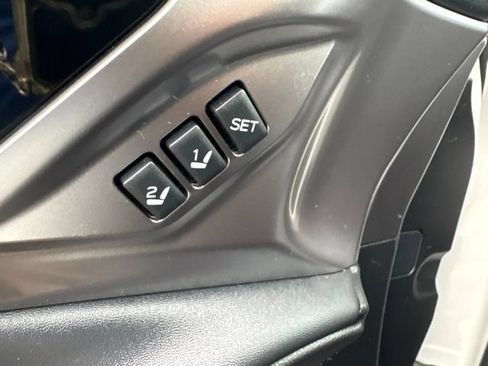 Used 2023 Subaru Outback Limited AWD/4WD image 13