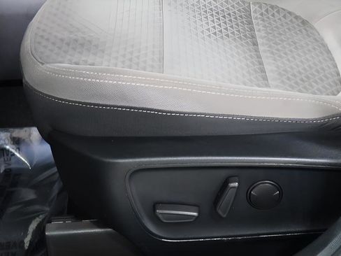 Used 2021 Ford Escape SE w/ Convenience Package image 21