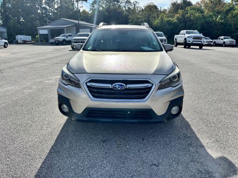 Used 2019 Subaru Outback 2.5i Limited image 2